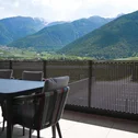 Residence Montani, Laces