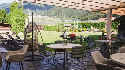 Residence Montani, Laces